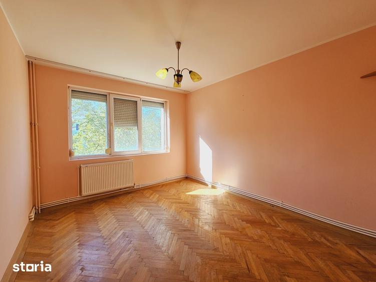 Apartament cu 3 camere în Țiglina 1
