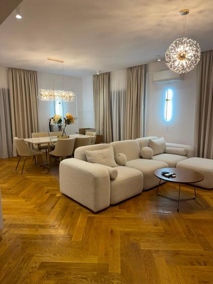 Apartament cu 4 camere decomandat în Nord