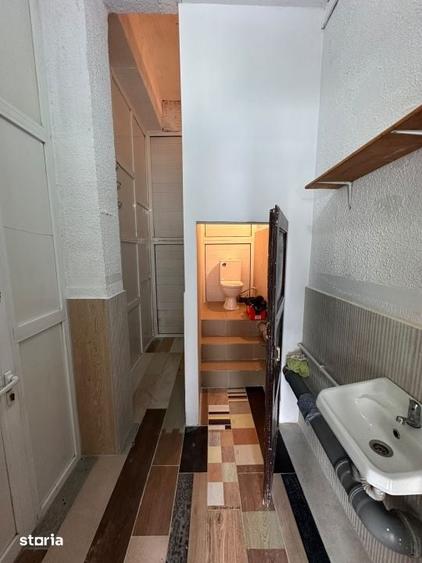 Spațiu comercial, de 13 mp, în Central