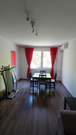 Apartament cu 3 camere decomandat în Crângași