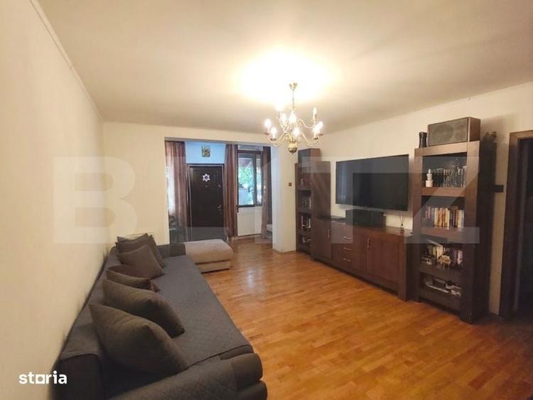 Apartament cu 3 camere în Aleea Trandafirilor