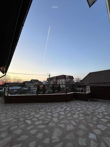Casă cu 4 camere cu Teren 400 Mp în Central