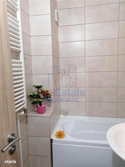 Apartament cu 2 camere decomandat în Alexandru cel Bun