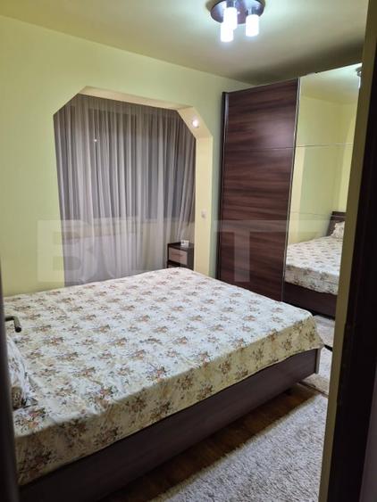 Apartament cu 3 camere decomandat, mobilat în Pandurilor