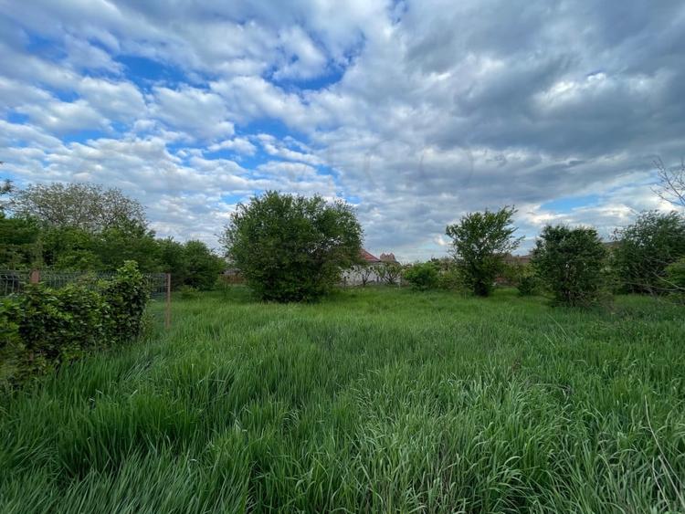 Teren Construcții intravilan de 858 mp, în Câmpia Turzii