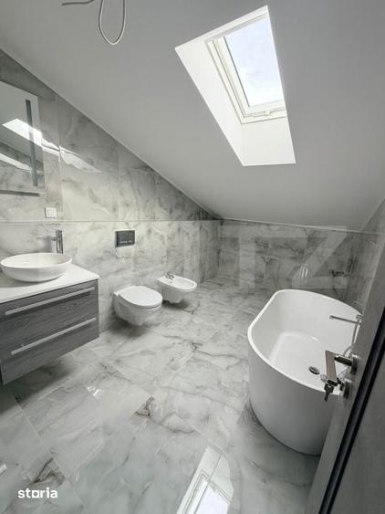 Apartament cu 4 camere în Central