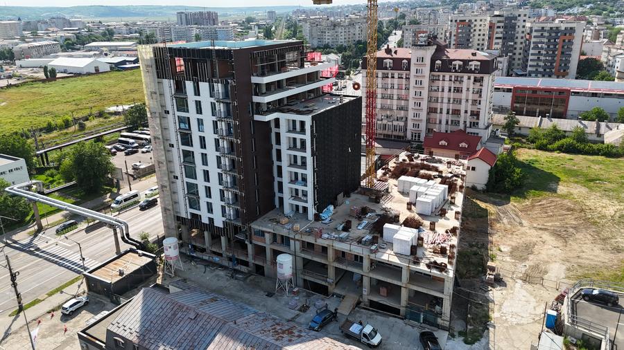 Apartament cu 2 camere decomandat în Gară