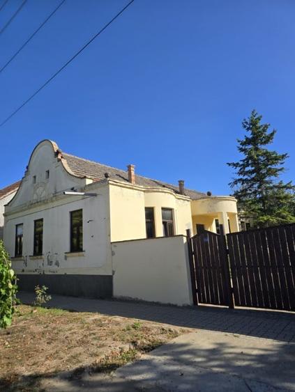 Casă individuală cu 3 camere cu Canalizare în Cenad
