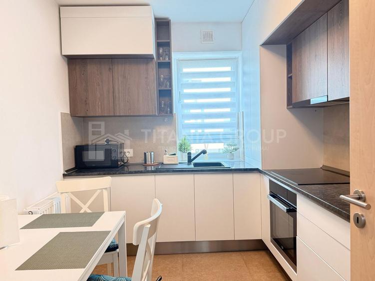 Apartament cu 2 camere decomandat, mobilat în Tractorul