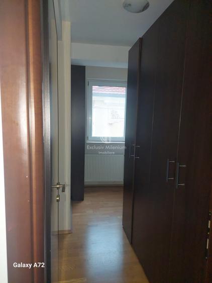 Birou, de 130 mp, în Romană