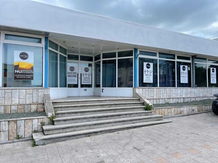 Spațiu comercial, de 220 mp, în Peninsula