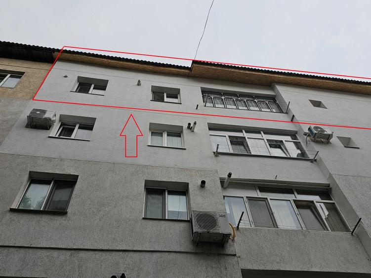 Apartament cu 4 camere decomandat în Central