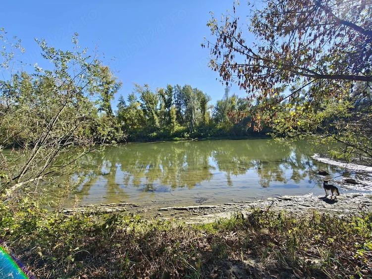 Casă cu Teren 950 Mp în Turbuța