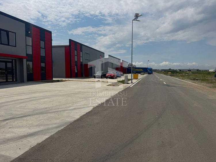 Spațiu industrial, de 550 mp, în Rudeni