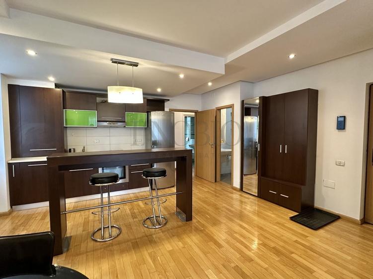 Apartament cu 3 camere, mobilat în Herăstrău
