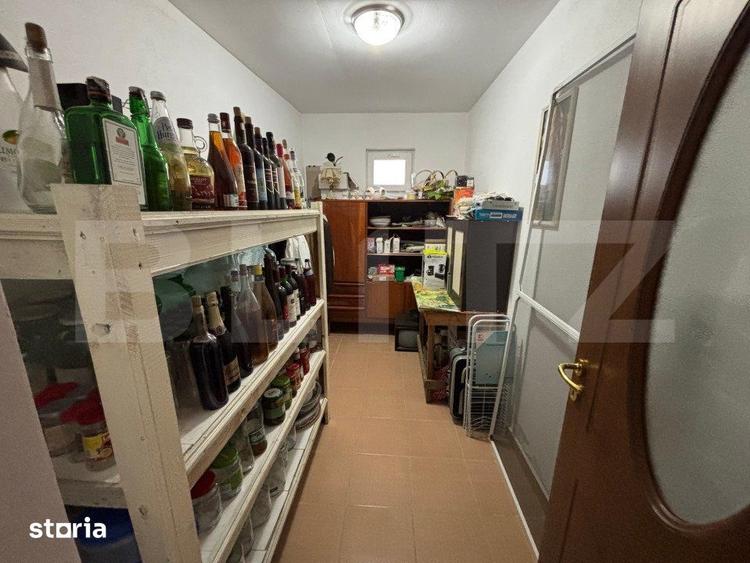 Casa de vanzare, cu 4 camere, 180 mp, zona Aninoasa - 9