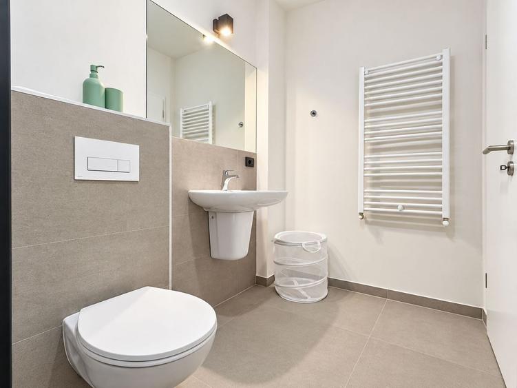 Apartament cu 2 camere semidecomandat, mobilat în Giroc