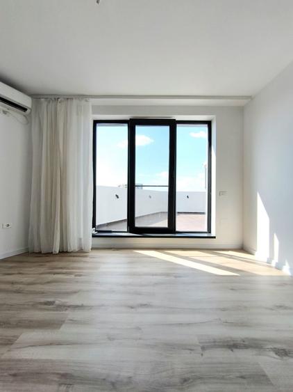 Apartament cu 2 camere decomandat în Metalurgiei