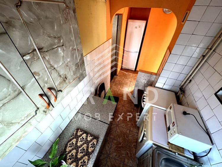 Apartament cu 4 camere semidecomandat, mobilat în Mănăștur
