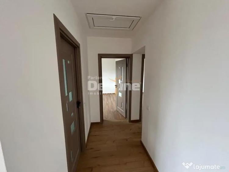 Casă cu 3 camere cu Teren 805 Mp în Dumbrava
