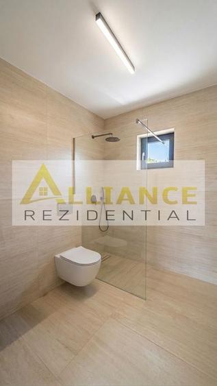 Casă individuală cu 4 camere cu Canalizare în Berceni