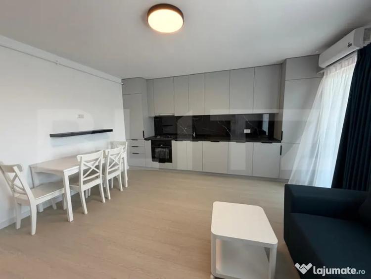 Apartament cu 2 camere decomandat în Central