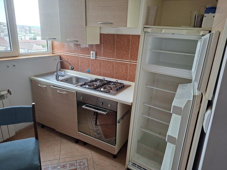 Apartament cu 2 camere decomandat în Rogerius