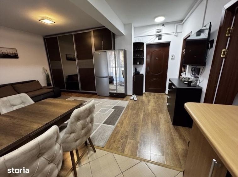 Vand apartament 2 camere , etaj 1 - 1