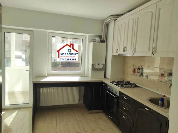 Apartament cu 3 camere decomandat în Nord