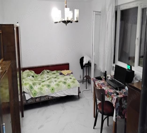 Apartament cu 3 camere decomandat în Circumvalațiunii