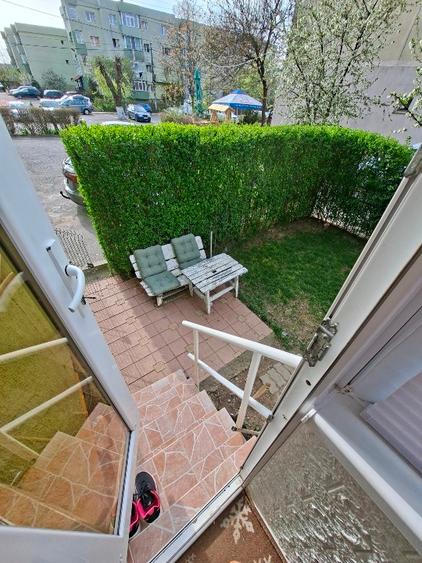 Apartament cu 3 camere decomandat în 1 Decembrie