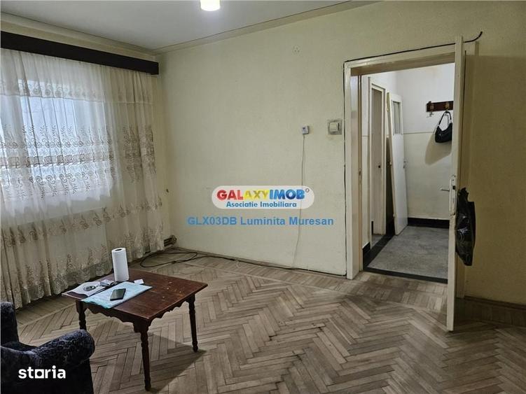 Apartament cu 2 camere semidecomandat în Aleea Trandafirilor