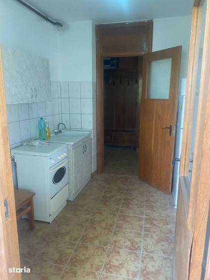 Apartament cu 2 camere decomandat în Tomis III