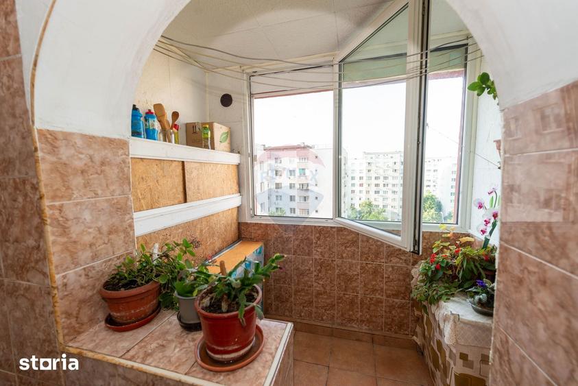 Apartament cu 3 camere decomandat în Sălăjan
