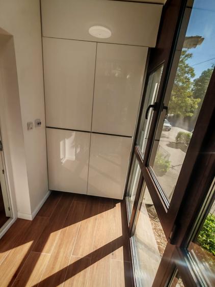 Apartament cu 2 camere decomandat în Sărari