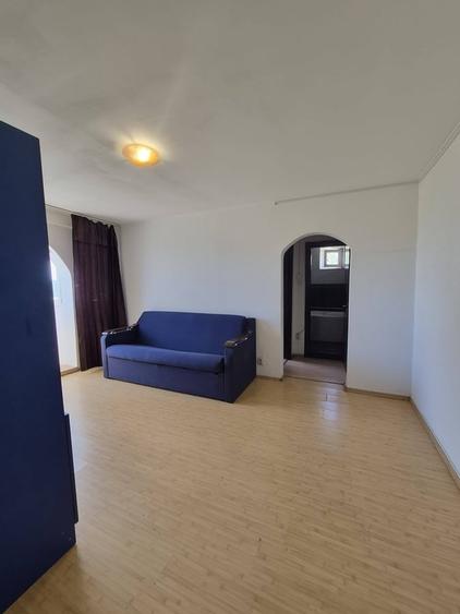 Apartament cu 2 camere semidecomandat în P-ța Reșița