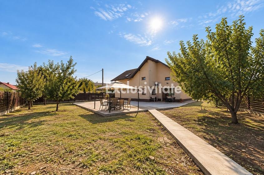 Casă individuală cu 5 camere cu Canalizare în Prundu