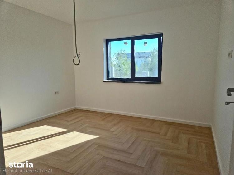 Casă cu 4 camere cu Teren 400 Mp în Clinceni
