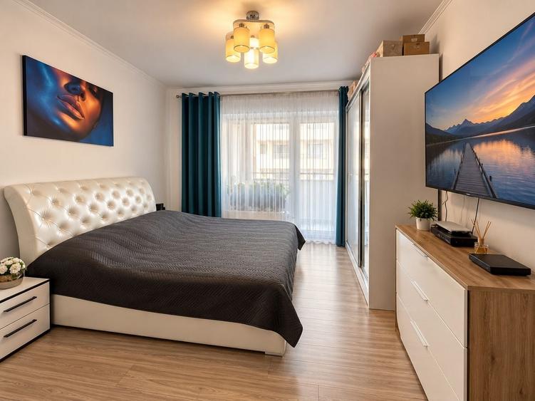 Apartament cu 3 camere decomandat în Florești — fotografia 3