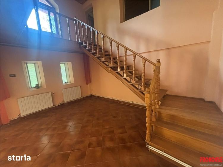 Casă cu 3 camere cu Teren 308 Mp în Central