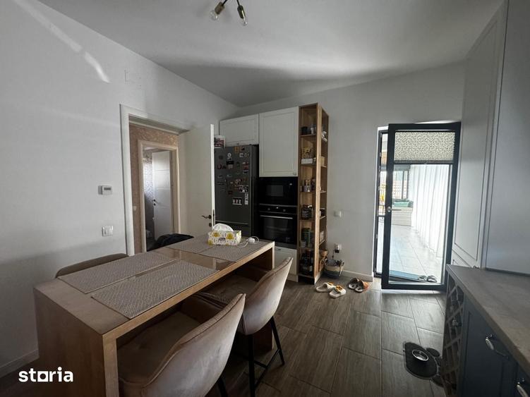 Casă cu 3 camere cu Teren 213 Mp în Craiovei