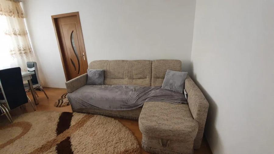 Apartament cu 2 camere nedecomandat în George Enescu