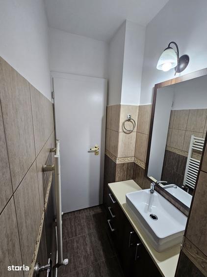 Apartament cu 3 camere în Tudor Vladimirescu