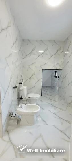 Apartament cu 3 camere decomandat în Zorilor