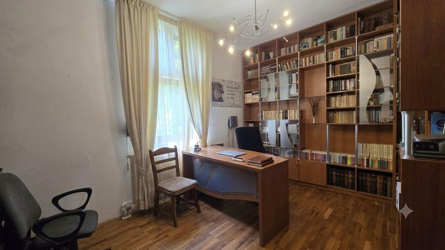 Casă individuală cu 9 camere cu Piscina în Pipera