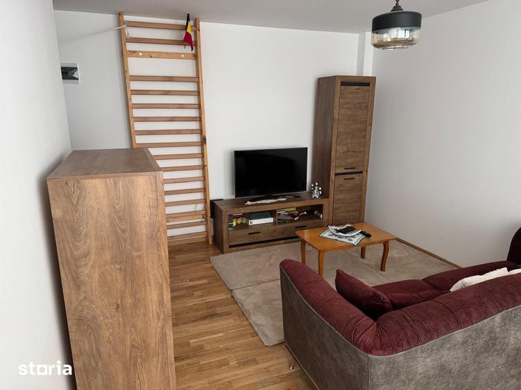 Apartament cu 2 camere decomandat în Dâmbul Rotund