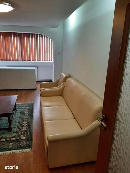 Apartament cu 2 camere decomandat în Circumvalațiunii