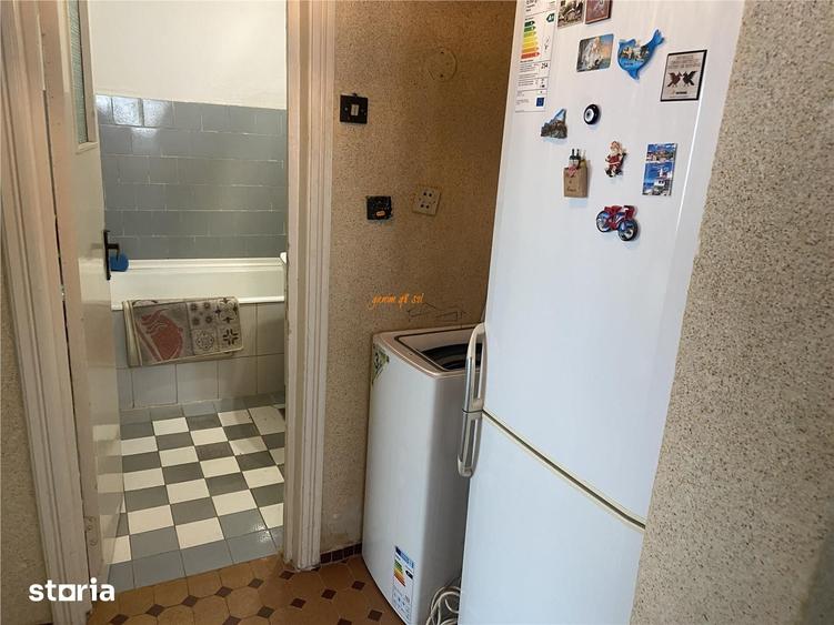 Apartament cu 3 camere decomandat în Ultracentral