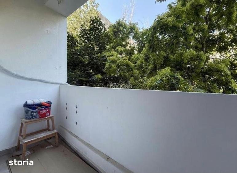 Apartament cu 4 camere în Drumul Taberei