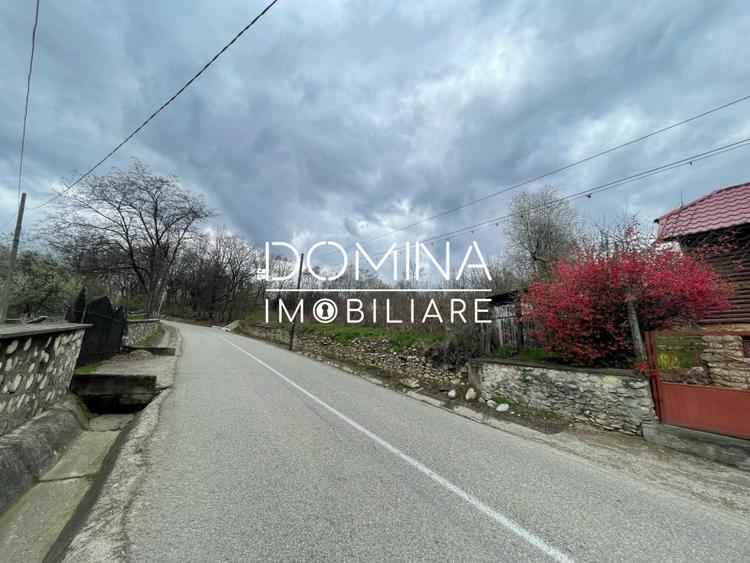 Teren Construcții intravilan de 2845 mp, în Runcu